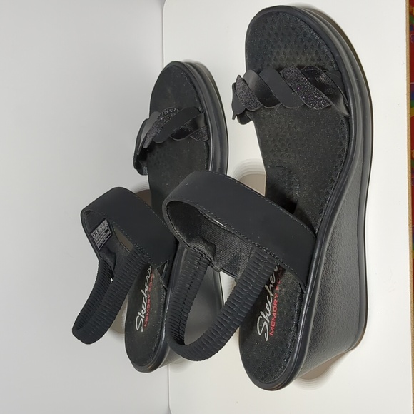 Skechers Black Sparkly Wedge Sandals - Picture 4 of 13